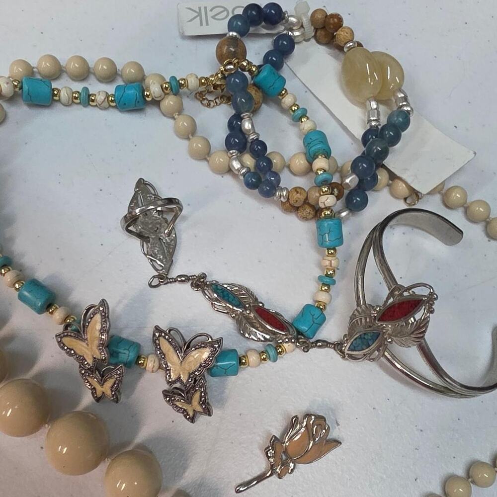 Turquoise beige jewelry lot